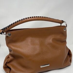 Tuscany Leather, Soft Italian Leather Shoulder Bag